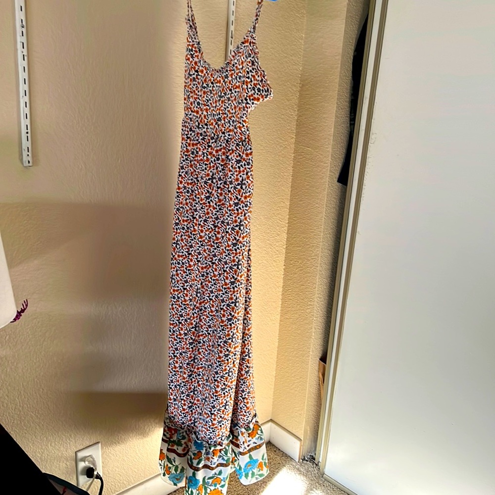 Floral maxi dress size large